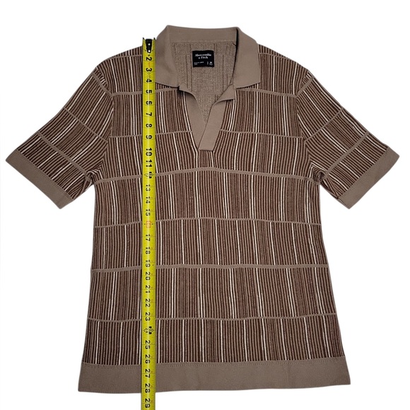 Abercrombie & Fitch Men’s M Tan Textured Knit Polo Shirt Short Sleeve Retro - Picture 3 of 7